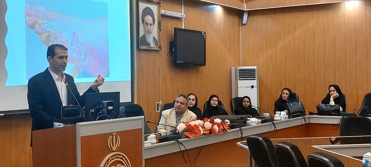 کارگاه آموزشی اصول درمان زخم و آشنایی با پانسمان های نوین برگزار گردید